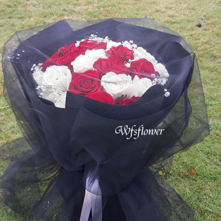F138滿滿的愛玫瑰花束情人節花束