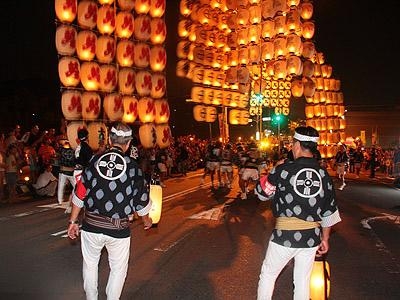 日本秋田的竿燈祭.jpg