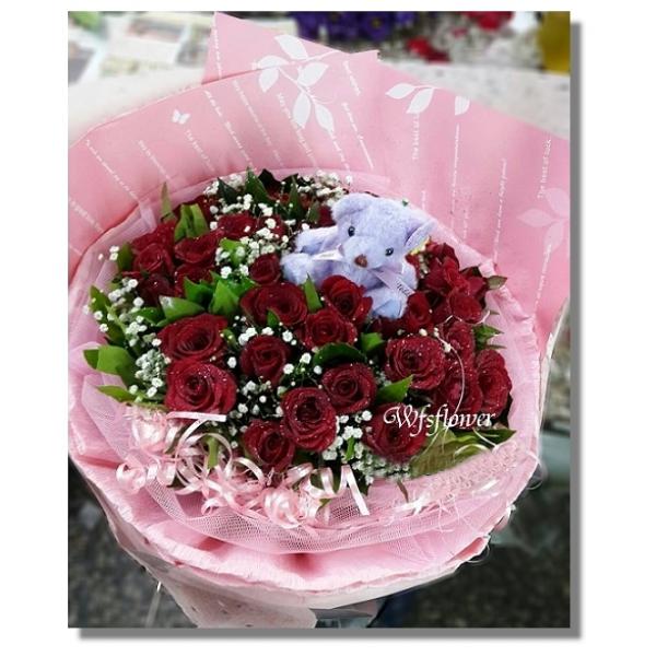 F102玫麗人生紅玫瑰花束情人花束生日花束台南市花店